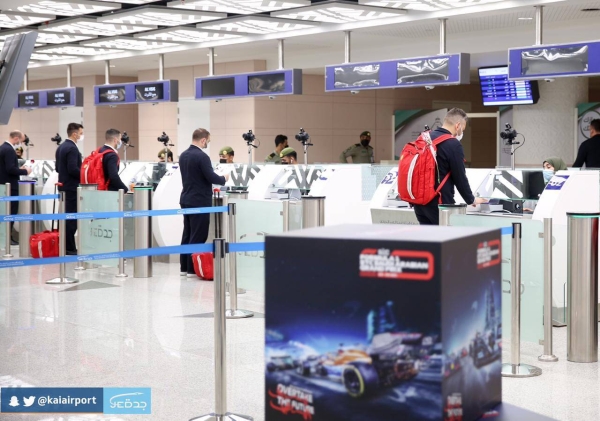 King Abdulaziz International Airport in Jeddah (KAIA) started receiving the world’s great Formula 1 drivers who are participants of the largest event in the world of speed racing “Formula 1 Grand Prix 2021,” set to begin on Friday.