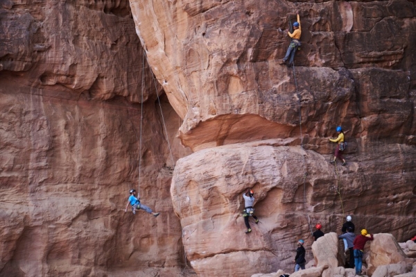 80 Saudi and International climbers join the first edition of NEOM’s ‘Rise 100’.