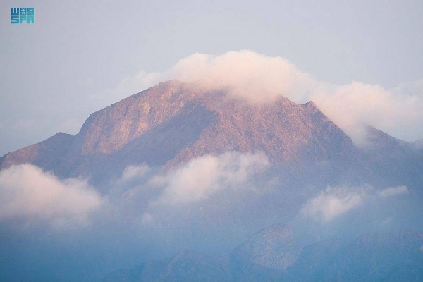 Spectacular view of fog embracing skies of Hada and Shafa in Taif