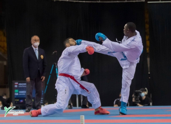 Hamdi won the gold medal after defeating his Iranian opponent 4/0 during his participation in the 19th edition of the Cadet and the 17th- U21 edition of the Senior Asian Karate Championship which was held at the city of Almaty in Kazakhstan, as it took place on December 19 to 22, 2021.