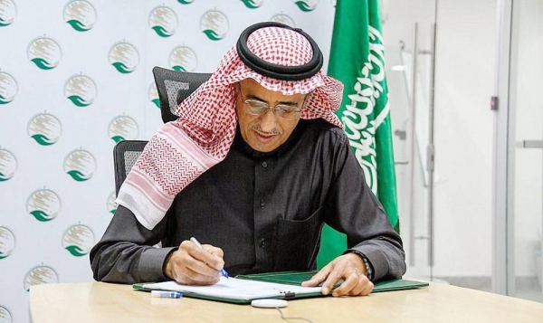 KSrelief Sunday signed an agreement with UNHCR to provide shelter support for affected displaced families across Yemen.
