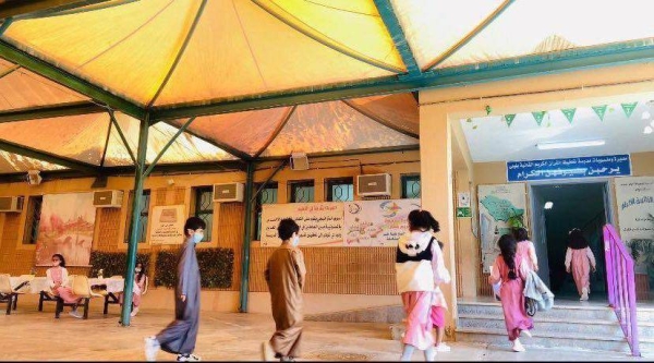 A number of public education schools in various regions and governorates across the Kingdom have conducted on Sunday simulation experiments of the safe return of students to elementary schools and kindergartens.