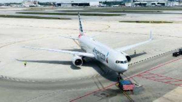 The American Airlines plane turned around after a female passenger refused to wear a mask.