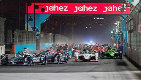 Dutch driver Nyck de Vries.drove his German Mercedes-Benz Q-Team's car to the first place in the first round of ABB FIA Formula E World Championship in Riyadh.