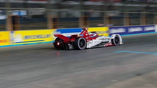 Dutch driver Nyck de Vries.drove his German Mercedes-Benz Q-Team's car to the first place in the first round of ABB FIA Formula E World Championship in Riyadh.