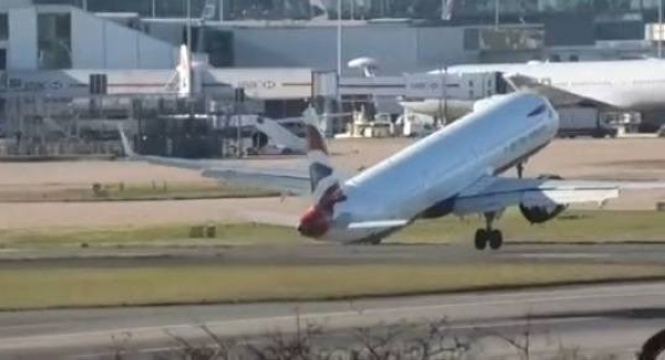 British Airways flight 1307 during the aborted landing at London's Heathrow Airport on Monday.