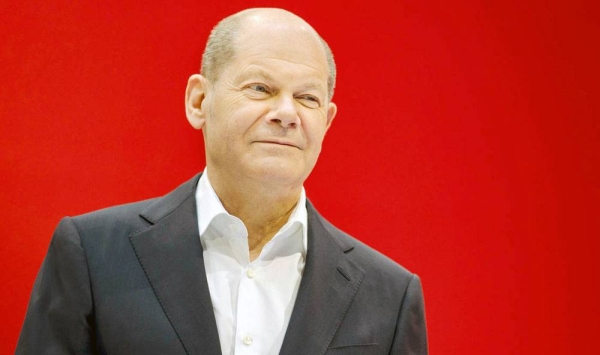 German Chancellor Olaf Scholz is flying to Ukraine and Russia this week in an effort to help defuse escalating tensions as Western intelligence officials warn that the possibility of a Russian invasion of Ukraine is increasing.
