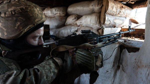 Ukrainian soldiers and police have conducted a wide range of exercises in recent days.