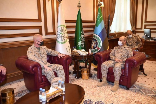 Major General Fayyad bin Hamed Al-Ruwaili receives Commander of the Marine Corps at the US Central Command Major General Paul Rock in Riyadh on Tuesday.