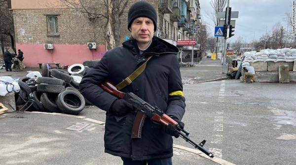 Press handout showing Ukrainian President Volodymyr Zelensky on the front line.