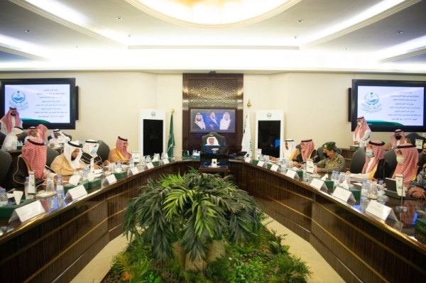 Prince Khaled Al-Faisal, emir of Makkah and chairman of the Central Hajj Committee, chaired on Wednesday a meeting of the committee, which reviewed the plans and preparations of various government agencies and departments to provide the best possible services for the Umrah pilgrims during the upcoming Ramadan.