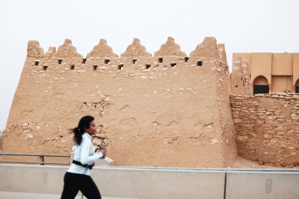 Riyadh witnessed on Saturday morning the launch of the first professional, international marathon in Saudi Arabia, the Riyadh Marathon 2022. More than 10,000 participants of both sexes from inside and outside Saudi Arabia have participated in the Riyadh Marathon 2022. (Photo: @Saudi_SFA)