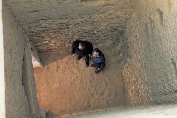Egypt unveils five ancient tombs in Saqqara necropolis