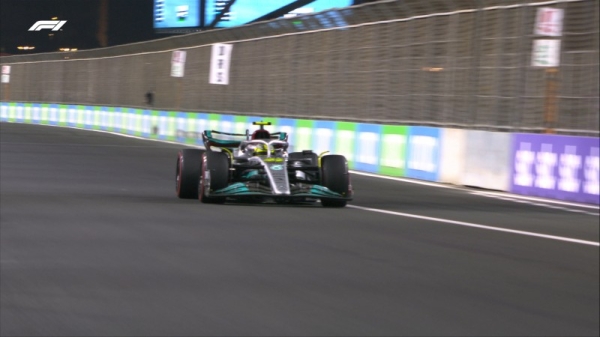 The struggling seven-time world champion failed to put in a lap good enough to haul himself into Q2 under the lights of the Jeddah street circuit. (@F1) 