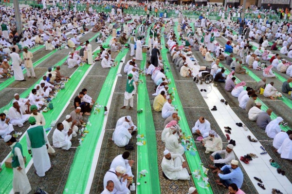 Dry foods are allowed inside the Two Holy Mosques