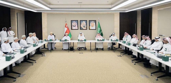 Minister of Investment Eng. Khalid Bin Abdulaziz Al-Falih met in Riyadh on Wednesday with the President of Oman Investment Authority Abdulsalam Bin Mohammad Al Murshidi.