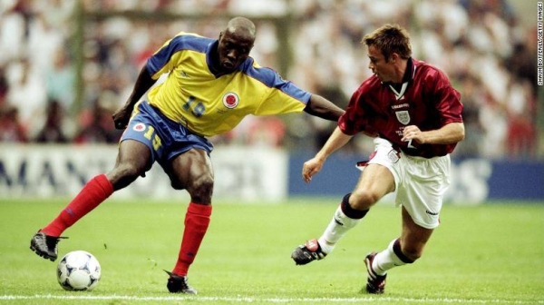 Freddy Rincón taking on England's Graeme Le Saux during the 1998 World Cup.