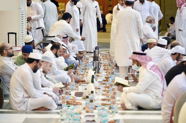 During the holy month of Ramadan, visitors flock to religious monuments and major historical mosques in Madinah, with scenes of Iftar banquets in the Quba Mosque.