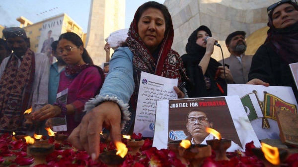 Six sentenced to death in Pakistan for lynching Sri Lankan over blasphemy