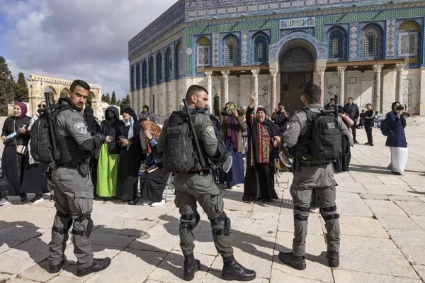 Israeli forces escalate aggression on Al-Aqsa Mosque, 26 worshippers injured