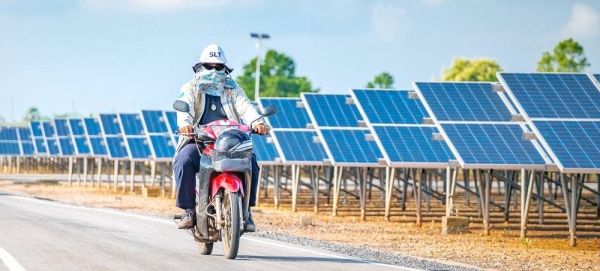 A solar panel farm in Chaiyabhum Province in Thailand. — courtesy ADB/Zen Nuntawinyu