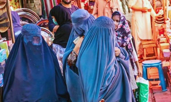 Women in a market in Kabul. — courtesy photo