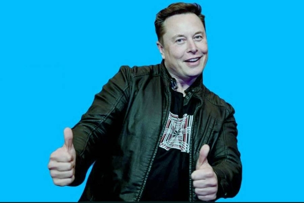 Tesla and SpaceX CEO Elon Musk says he would reverse Twitter's ban of former US president Donald Trump.