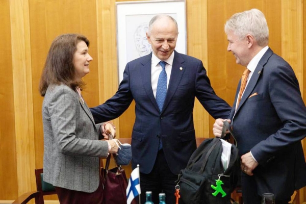 
Finland Foreign Minister Pekka Haavisto meets his Swedish counterpart Ann Linde ahead of the informal meeting of NATO Foreign Ministers. They briefed allies on their national security debates and possible NATO membership.