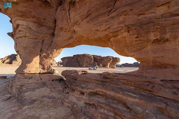 Hisma Desert, 500 million years old, is an open museum of rock formations, rare gharameel