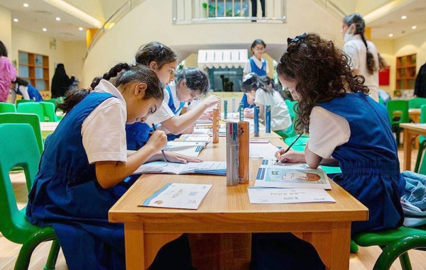 The Transport General Authority implemented a social initiative for children in a primary school for a girls, with the aim of raising awareness about the sector and introducing the profession of seafarers.