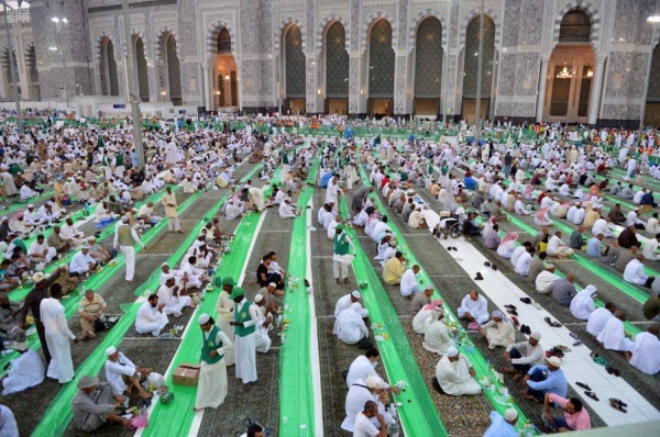 إصدار إذن إفطار لتجديد صوم الإيمول باليد صيام ثاني وخامس في المسجد الكبير اعتباراً من الخميس