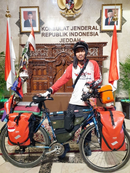 Muhammad Fauzan at Indonesian Consulate General in Jeddah