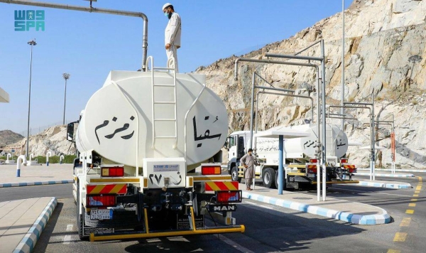 The Services and Field Affairs Agency at the General Presidency for the Affairs of the Two Holy Mosques has conveyed 40,000 tons of Zamzam water from filling stations in Makkah to Zamzam reservoirs at the Prophet's Mosque since the beginning of the Hijri year.