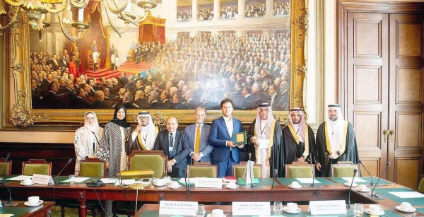 The Saudi-Belgian Parliamentary Friendship Committee at the Shoura Council, headed by Dr. Ayman Saleh M. Fadel held a meeting with Head of the Belgian delegation to the Inter-Parliamentary Union Samuel Cogliati and Belgian MP Peter De Roover.