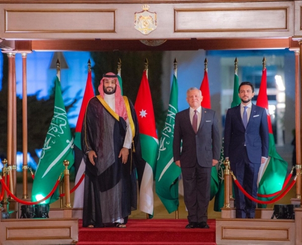 Crown Prince Mohammed Bin Salman, deputy premier and minister of defense, arrived in Jordan on Tuesday and was welcomed by Jordanian King Abdullah II and Crown Prince Hussein bin Abdullah.