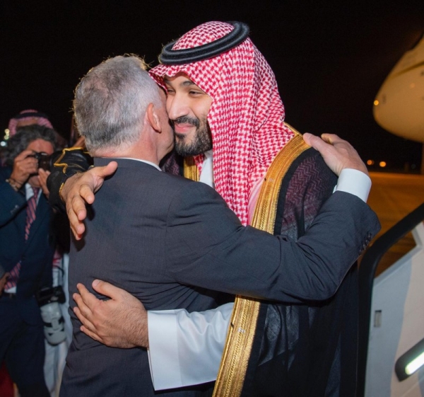 Crown Prince Mohammed Bin Salman, deputy premier and minister of defense, arrived in Jordan on Tuesday and was welcomed by Jordanian King Abdullah II and Crown Prince Hussein bin Abdullah.