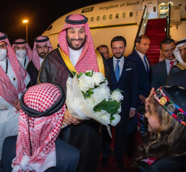 Crown Prince Mohammed Bin Salman, deputy premier and minister of defense, arrived in Jordan on Tuesday and was welcomed by Jordanian King Abdullah II and Crown Prince Hussein bin Abdullah.