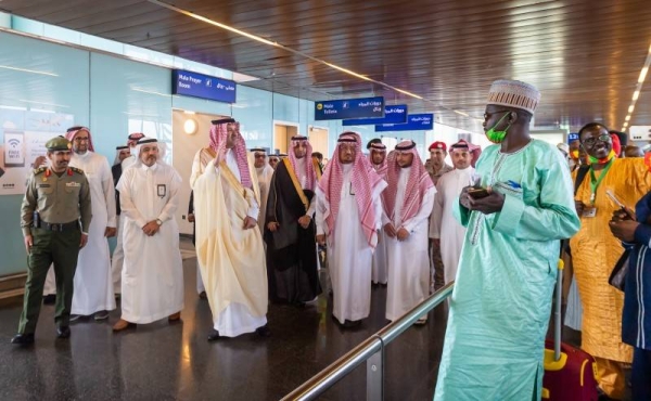 Madinah Emir Prince Faisal Bin Salman inspected the Hajj Terminal Complex at Prince Mohammed Bin Abdulaziz International Airport in Madinah, to monitor the services provided by government agencies to the pilgrims.
