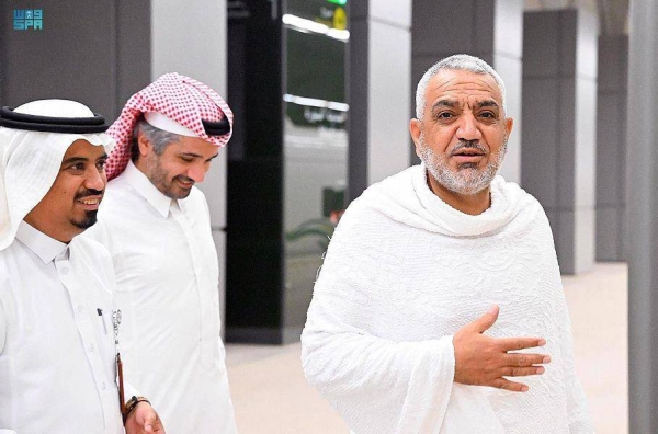  Jordanian Minister of Awqaf and Islamic Affairs Dr. Mohammad Al-Khalaileh speaks before his departure to Makkah on board Haramain High Speed Railway from Madinah.