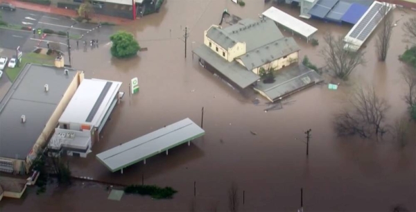 Sydney flash floods turn roads into rivers