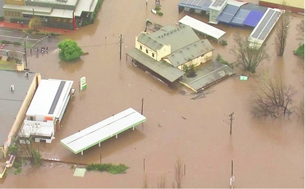 Sydney flash floods turn roads into rivers