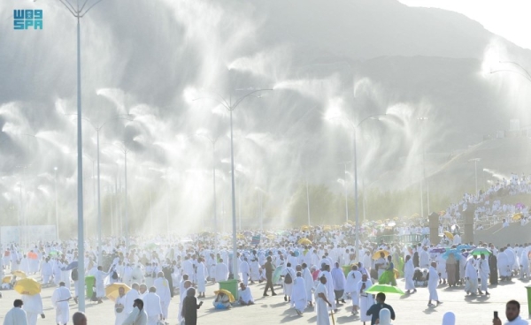 Marking the climax of the annual pilgrimage of Hajj, around one million pilgrims ascended on Friday the vast plains of Arafat. Pilgrims in seamless white clothes - resembling a white sea of humanity -started their ritual of standing at Arafat, the most important pillar of Hajj, this afternoon. 