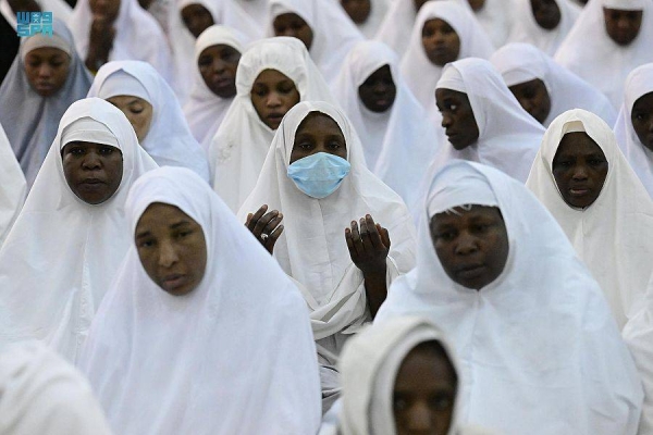Marking the climax of the annual pilgrimage of Hajj, around one million pilgrims ascended on Friday the vast plains of Arafat. Pilgrims in seamless white clothes - resembling a white sea of humanity -started their ritual of standing at Arafat, the most important pillar of Hajj, this afternoon. 
