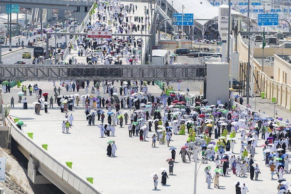 Pilgrims performed stoning ritual on Sunday, the first day of Tashreeq, at Jamarat in Mina. Wearing normal dress after exiting from ihram the previous day, they threw pebbles at all the three Jamarat or pillars symbolizing Satan.