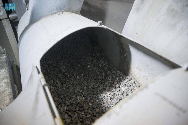 The Saudi Press Agency (SPA) has revealed on Monday the taken procedures towards pebbles of Jamarat after the pilgrims finished throwing them while performing the ritual of stoning at the Holy Site of Mina