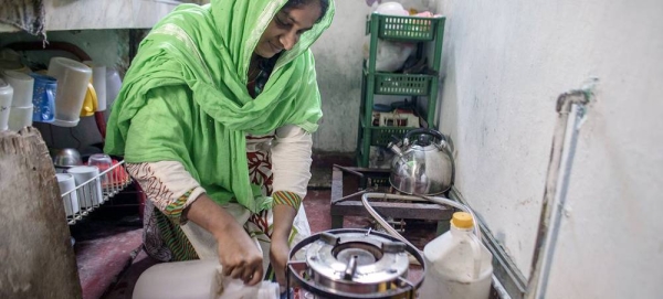 Sri Lankans are being forced to use kerosene to cook with during the country’s economic crisis. — courtesy WFP/Josh Estey