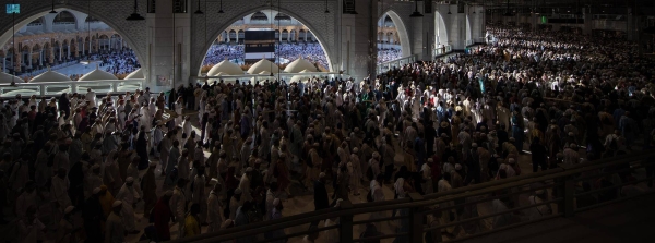 The Ministry of Hajj and Umrah call center has received more than 222,000 phone calls since the beginning of this year's Hajj season.