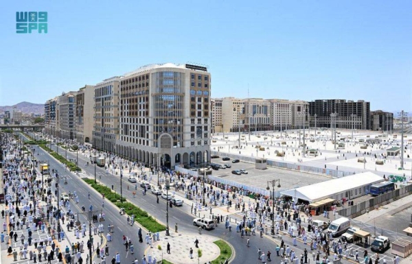 Several batches of Hajj pilgrims are arriving in Madinah on a daily basis to visit the Prophet’s Mosque and greet the Prophet (peace be upon him) as their last destination in the Kingdom before departure to their homeland.