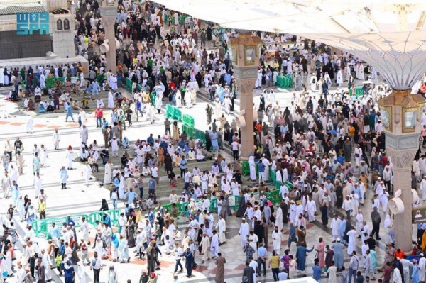 Several batches of Hajj pilgrims are arriving in Madinah on a daily basis to visit the Prophet’s Mosque and greet the Prophet (peace be upon him) as their last destination in the Kingdom before departure to their homeland.