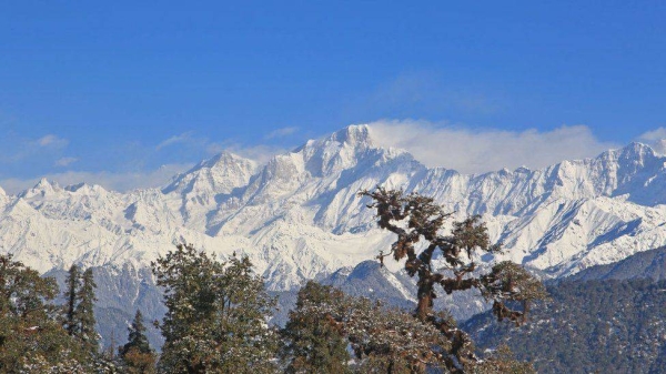 Hundreds of thousands of devotees undertake the Char Dham pilgrimage every year,,jpg